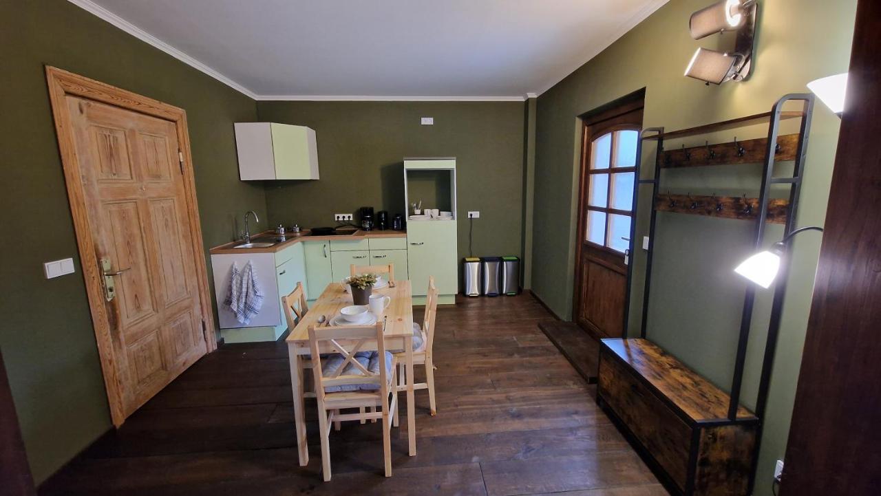 Liebevoll Sanierte Altbauwohnung Waldsieversdorf Buitenkant foto