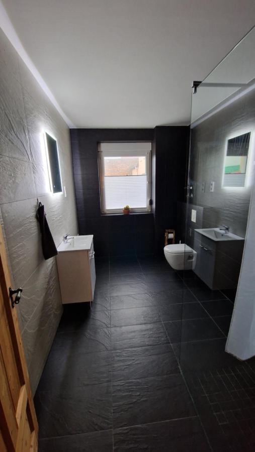 Liebevoll Sanierte Altbauwohnung Waldsieversdorf Buitenkant foto